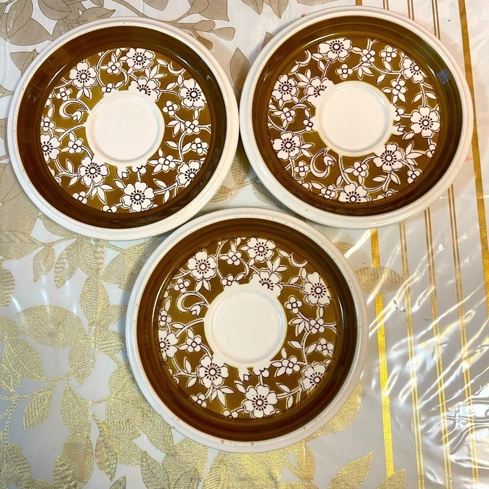 Set Of 3 Mikasa Japan saucers CALICO 6.5” Stoneware white/ brown